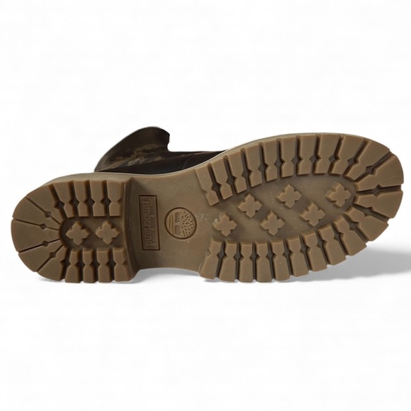 NWOT Timberland Black Leather Red Satin Gold Detail Lace Up Boots Size 6 - Picture 12 of 12